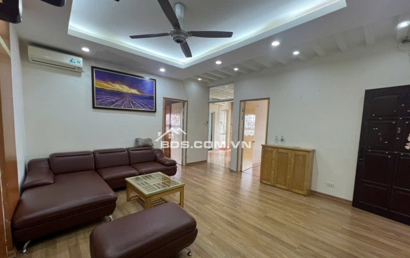Cần bán gấp căn hộ chung cư Vimeco Nguyễn Chánh - Cầu Giấy